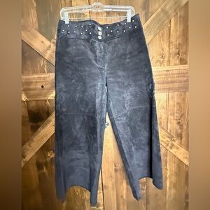 MONTANACO Black Suede Leather Rhinestones  Culottes Gauchos Women’s 8